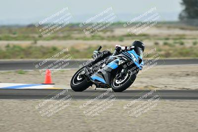 media/Apr-18-2025-TrackDaz (Fri) [[45f5874c44]]/C Group/Session 1 (Turn 7)/